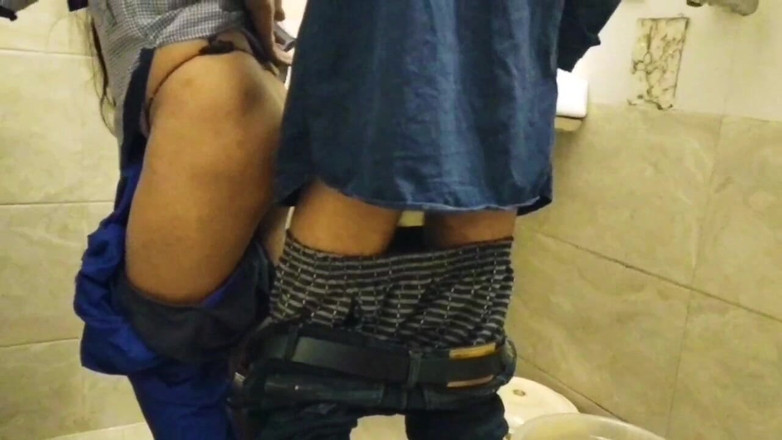 Jink: Indian College Student in H.o.d.'s Bathroom