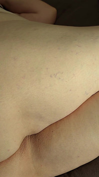 Big fat soczysty tyłek tyłek biała kobieta Uzyskiwanie jej cipki jebana z bliska i pokryte w Black Man Milky Cum