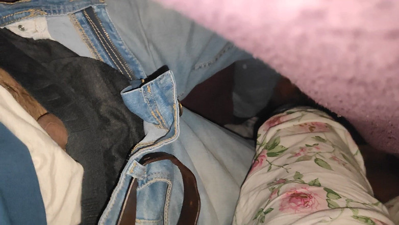 Crystalcouple: Masturbation im bus mit meiner freundin live