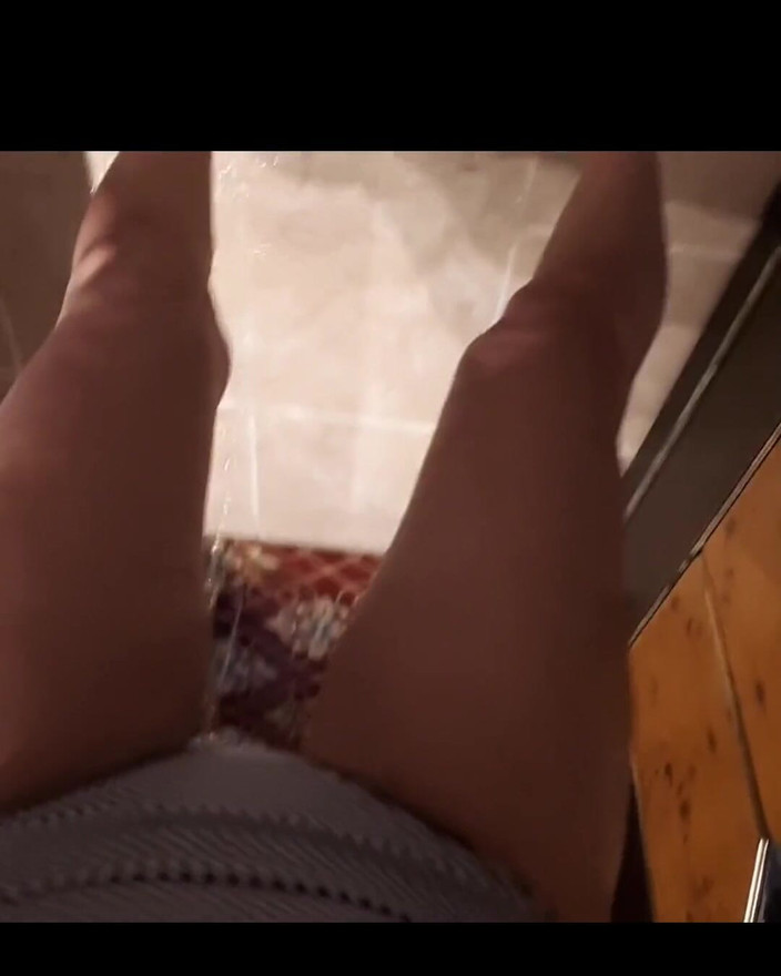 FrauleinP: Відчайдушно і писаю себе