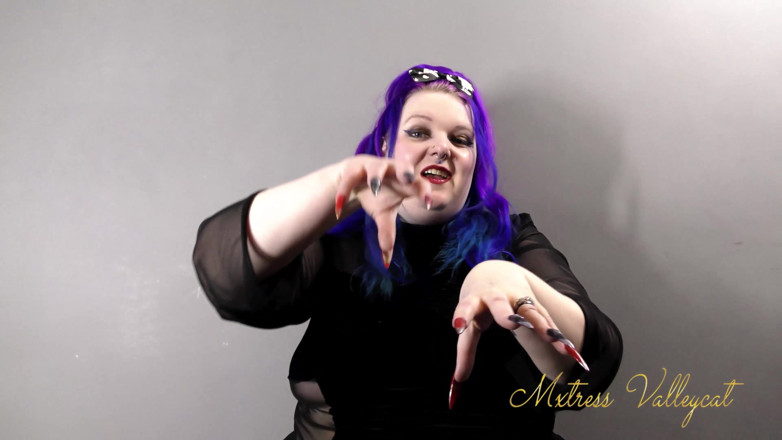 Mxtress Valleycat: Weapons of mass seduction
