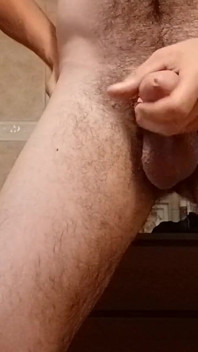 Mani muncrat di kamar mandi