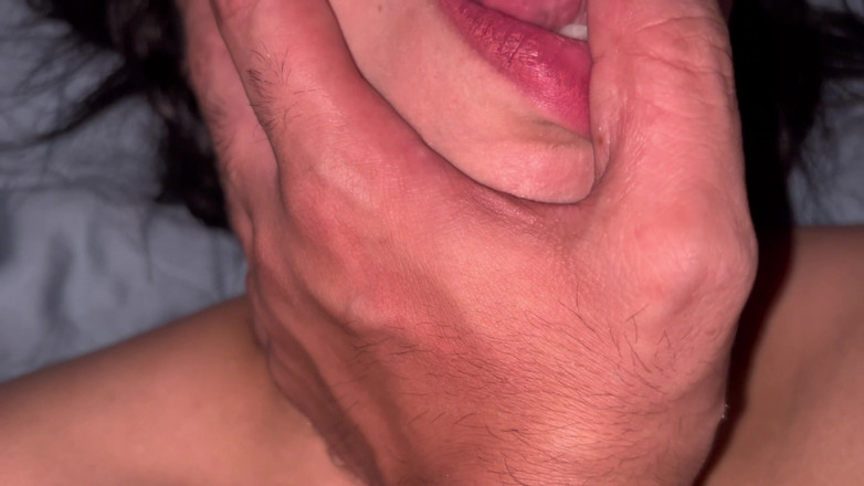 Reem Hassan: Sex s mým novým bisexuální kamarádkou - skutečný sex