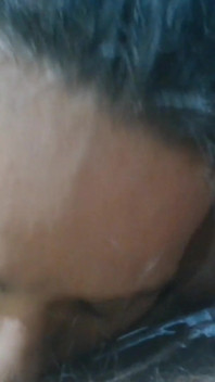 Colagem menina chupando pau