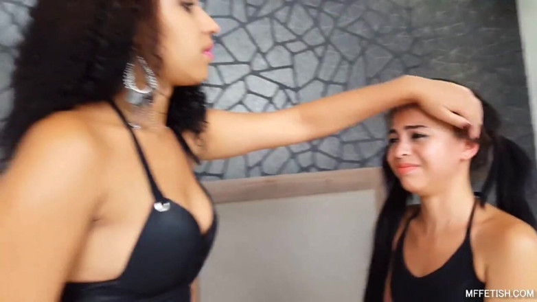 Sapphic Latinas: Pussy licking and face slapping
