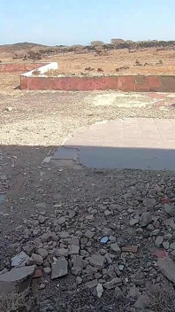 Biz mavi gökyüzünün altında kesinlikle çıplak yürürken ağzına hızlı boşalma