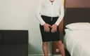 Mistress Jodie May: Seksi sekreter patronunu azdırıyor