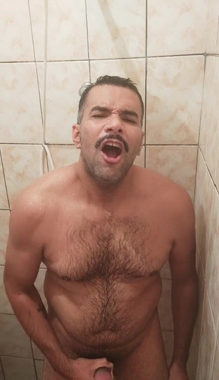 Thiagu hunter 35: Branlette en colère et excitée