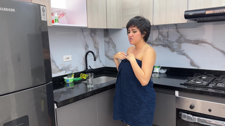 ManuelaAlvarez: Saya Memesan Penghantaran, Tetapi Saya Suka Lelaki Penghantar, Zakar Besar...