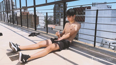 Extremalchiki: Střešní Latino Twink Wank