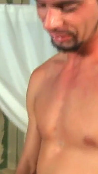 Pig Italia is pleased to offer you exclusively for the first time on the web: Enjoy the show of this full movie