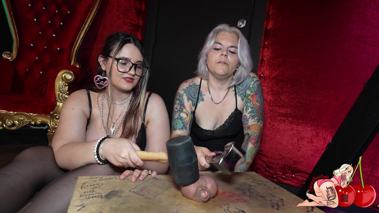 CherryBombBomb: Трахаю мою болячу повію, яйця для розваги