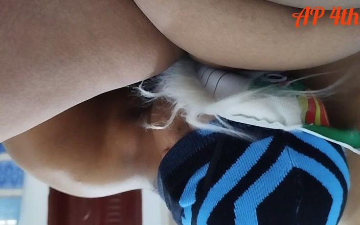 akashprimex790: Debor bú âm hộ ướt át của bhabi hứng tình -akashprimex.