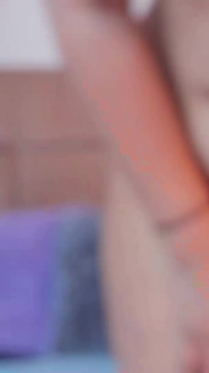 Ashley Curvy: Ich Bin Schüchtern Und Ich Wurde Noch Nie Mit Meinem...