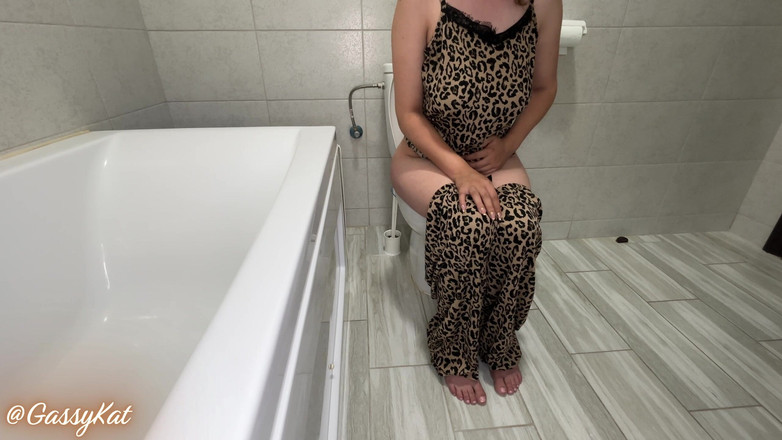 GassyKat: Toaleta zilnică, episodul 24