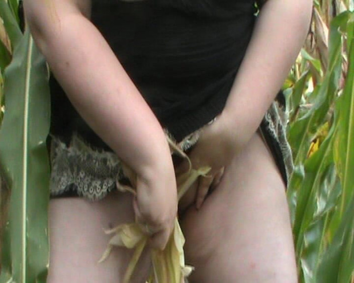 tammara big: makee ke khet men Tammara