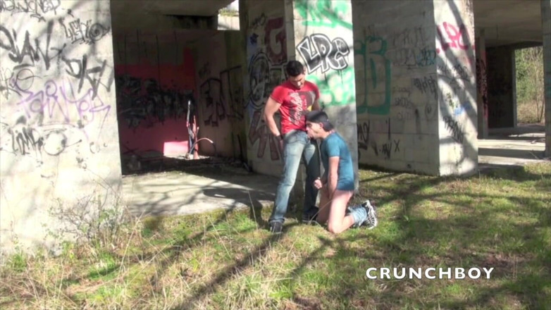MEN BIG COCKS FUCKERS: Two sexy muscle boys fucking in exhib outdoor
