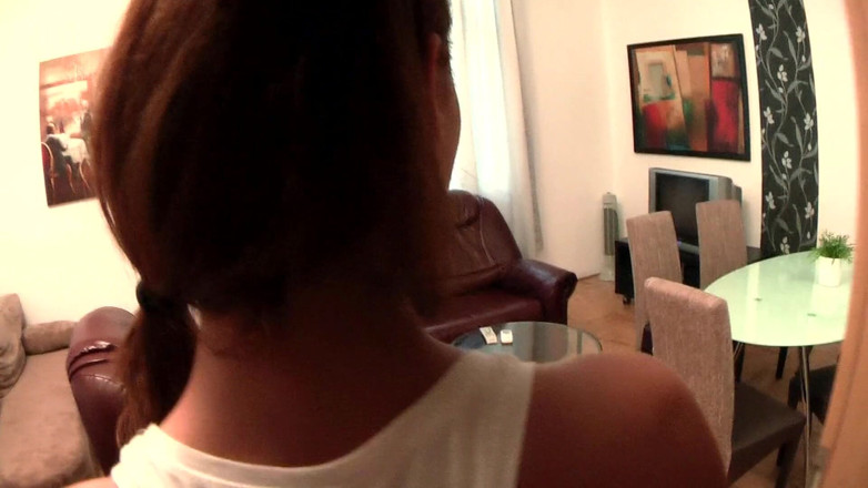 MMV German Teens: Versaute brünette isst eis und geht dann beim pOV-ficken zu...