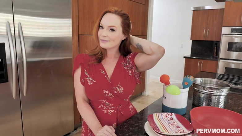 PervMom: Summer Hart рыжая извращетельная мама, секс-видео HD