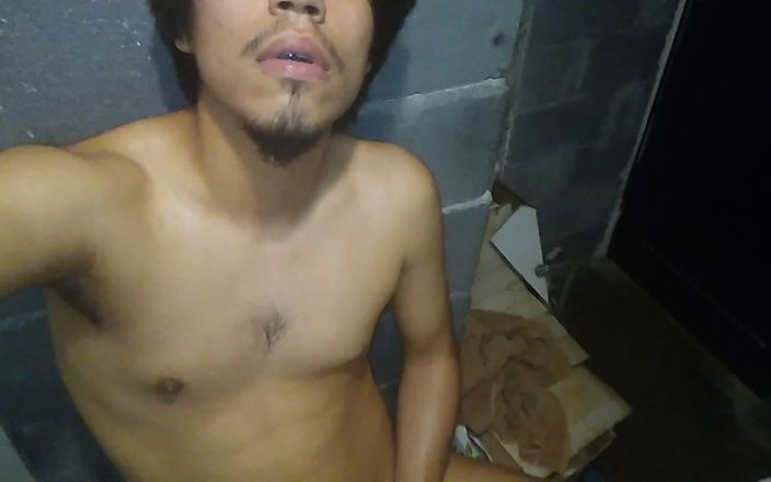 AlexAlejandro13: Mi sono scaldato di nuovo
