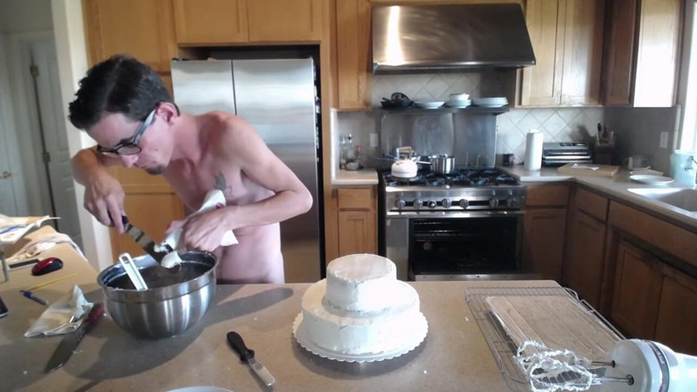 Joe Iandola: Chaturbate Baking Show Making a Cake