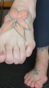 Je suis mon esclave aux pieds sales, POV