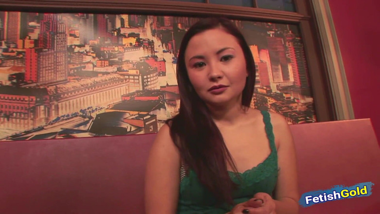Japanese Hotties: Memek sempit cewek mungil asia dientot habis-habisan sama kontol besar...