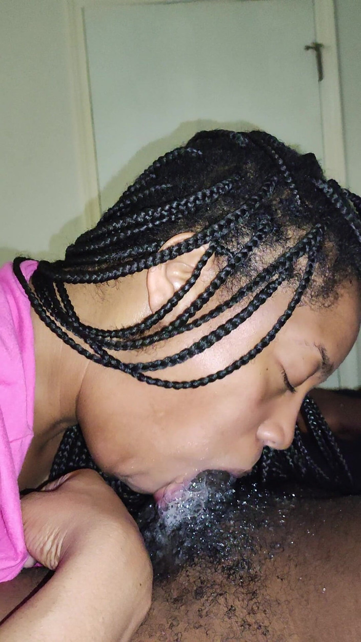 DaddyDeepDiQ: Hluboké nedbalé lízání černého ptáka