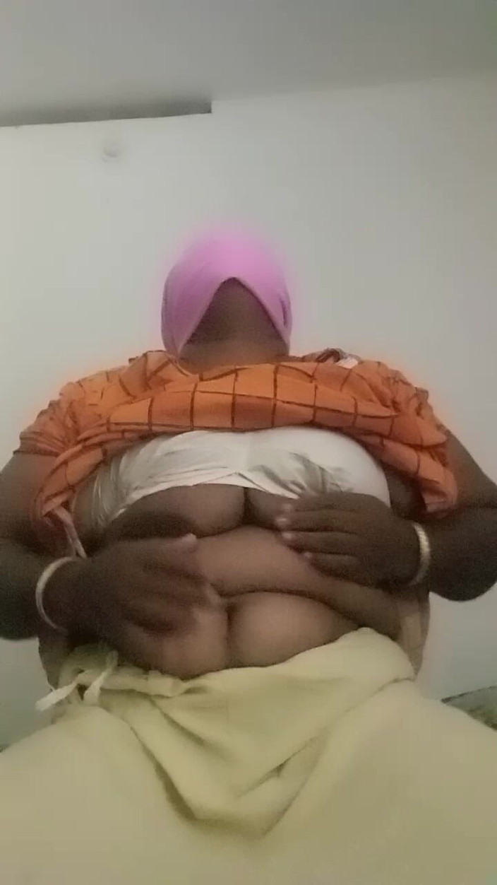 Bedroom: Indian Lady Bedroom Dress Performance Videos