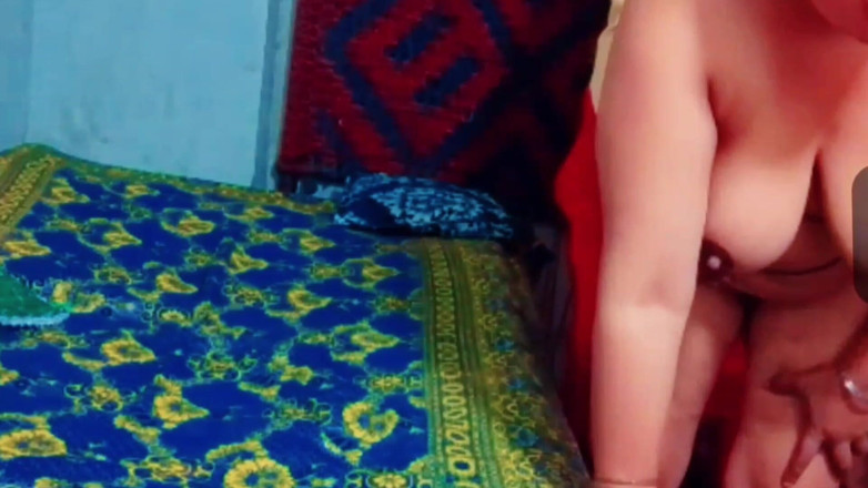 Abida sexy: मैंने अपना लंड डॉगी स्टाइल में उसकी गांड में डालना शुरू कर दिया लेकिन उसने मुझे अंदर नहीं डालने दिया।