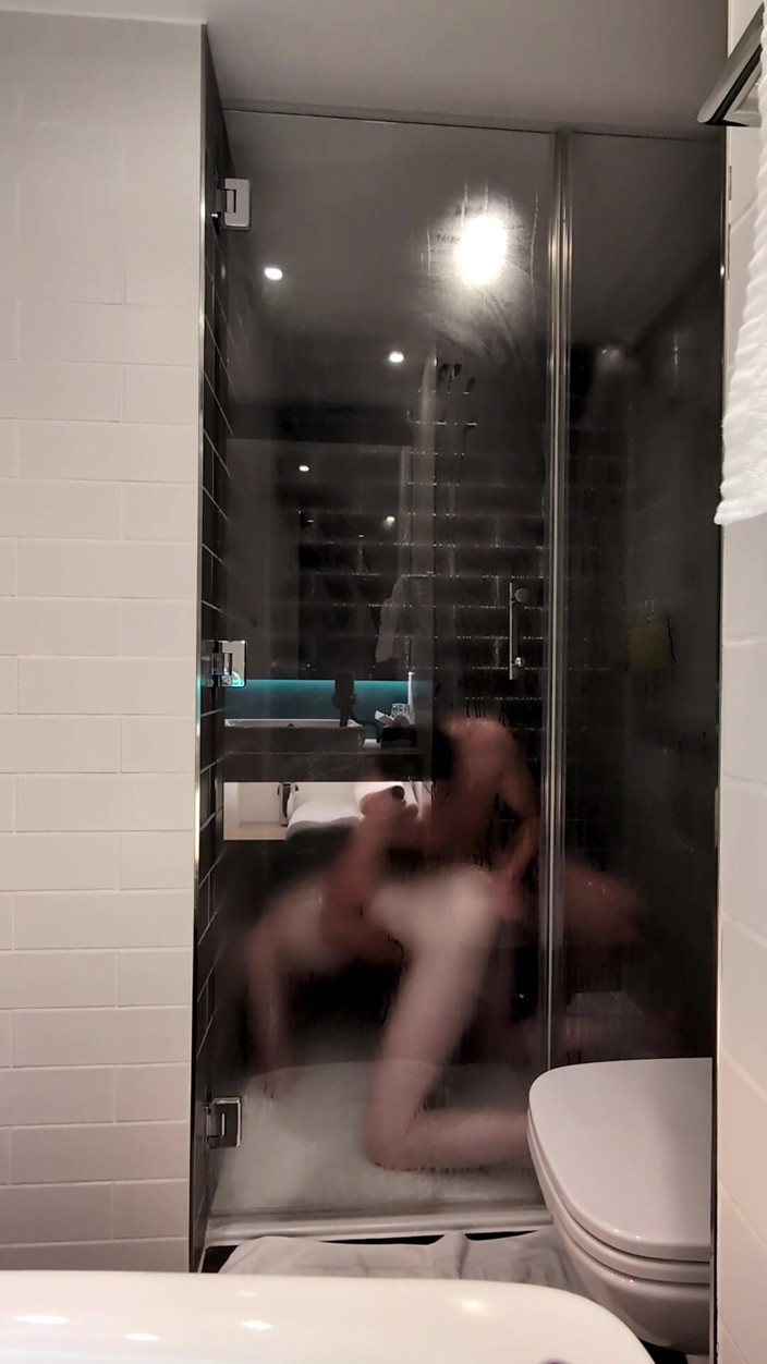 Mystery of the knight: Shower Scene with the All_mightyo