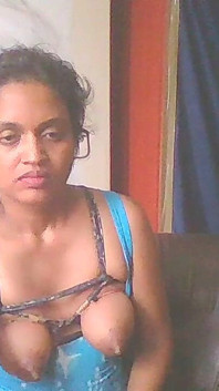 Stiefmoeder terug in het Sri Lankaanse strandhuis deel B