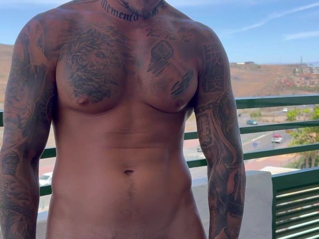 Do You Like a Glass of Piss? (Boy gym)