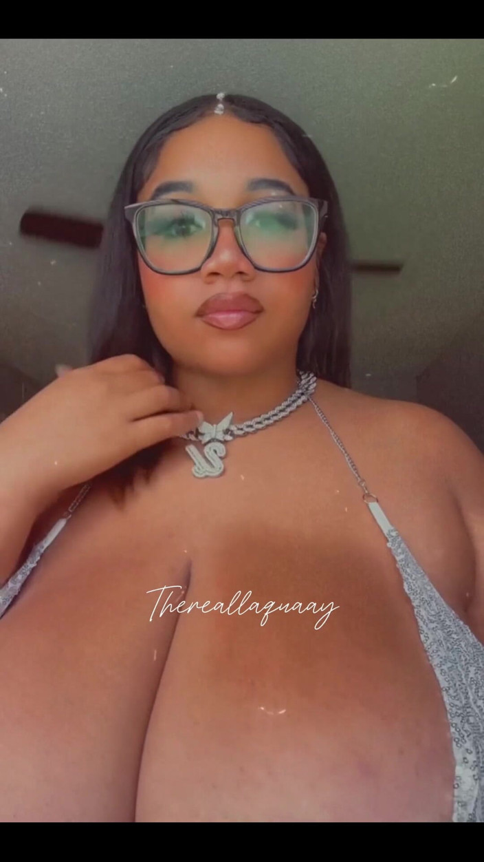 Biggdebbie solo: Biggdebbiecakez rất tốt wtf
