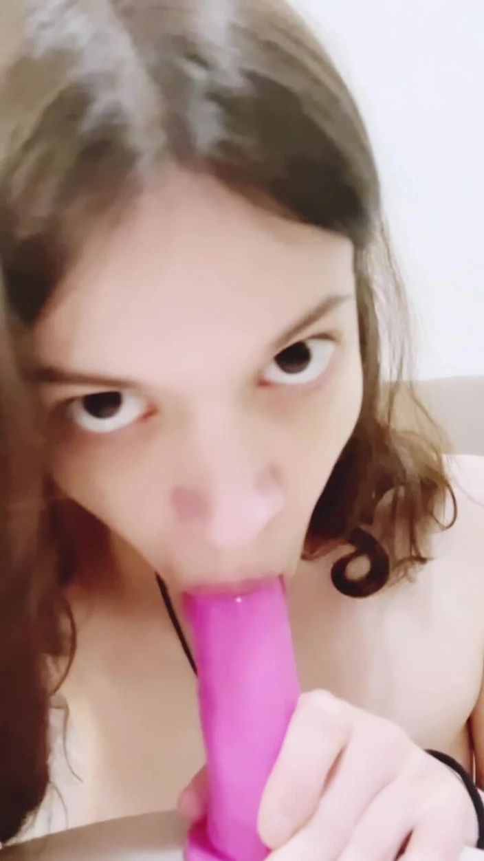 Dolls Cult: Dit is wat ik doe als ik alleen thuis ben