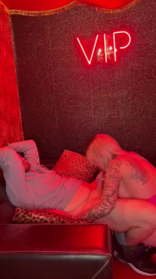 JessieRaexx: Stripper vai até o fim