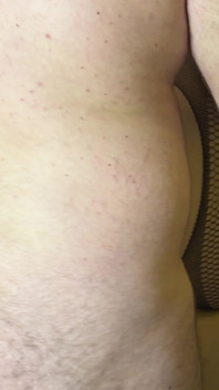 Żona biorąc podwójne creampie w cipce w amatorskim domowym trójkącie - Milky Mari