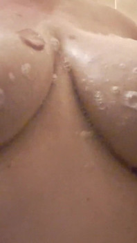 Douche bbw tietenmassage