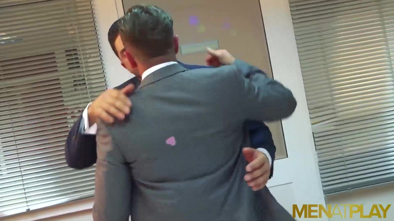 MenAtPlay: Menatplay - les Latins Dato Foland et Frank Valencia se font...