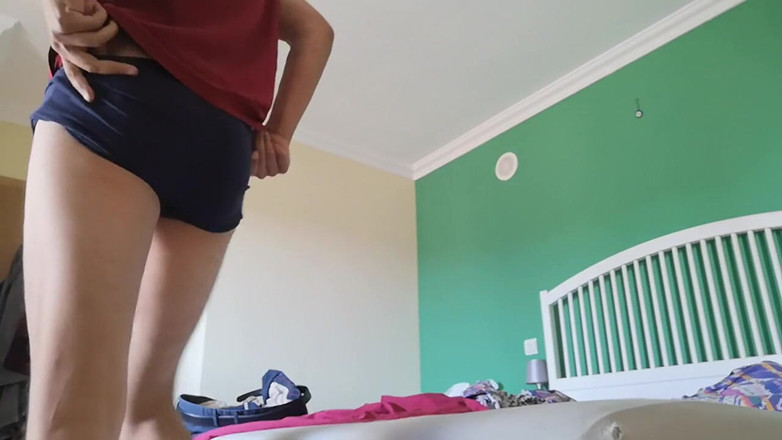 Rafael Torreano: Berbogel, menunjuk-nunjuk, bermain dubur &amp; Jerkoff di atas katil saya