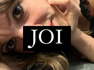 Vieni joi con pompino, figa, anale e sperma sul conto.