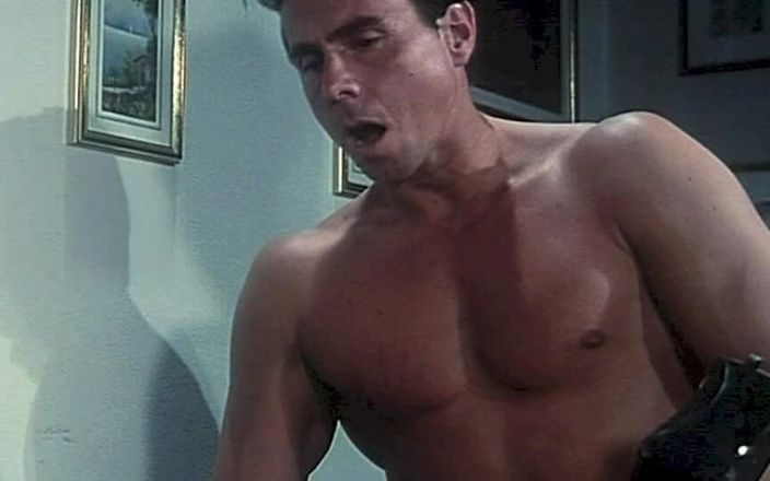 Inhonorof porn: Il vero amore non esiste ecco perché queste troie scopano...