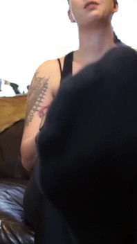 汗まみれの足崇拝で報われる