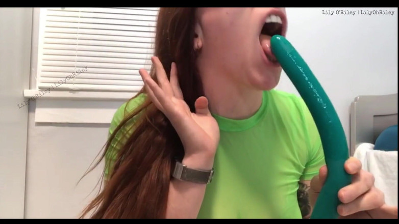 Lily O'Riley: Shokushu - provocação de macarrão