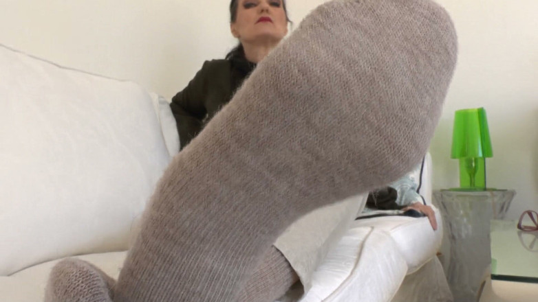Lady Victoria Valente: Your Sock-sniffing Routine, Lady Victoria Valente
