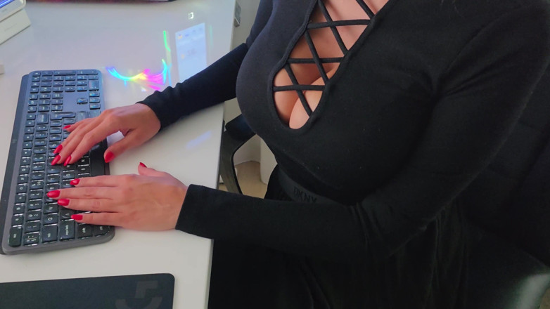 Cherry dream: I Interrupted a My Wife in Work and Didn't Let...