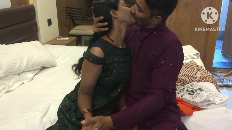 Kirankirati: Bhabhi Ki Chudai en robe verte, sexe X