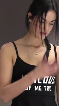 เครื่องตีตูดดอนน่า - ตีตูดแดง