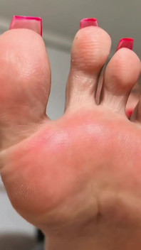Lick My Sweaty and Dirty Feet You Foot Cunt!