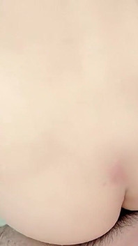 ไม่มีเซ็นเซอร์ - นักนวดบําบัดคนสวยในการถ่ายภาพในโรงแรมส่วนตัวพร้อมน้ําเงี่ยนไหลเยิ้มสองอัน